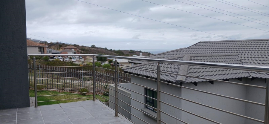 4 Bedroom Property for Sale in Seemeeu Park Western Cape